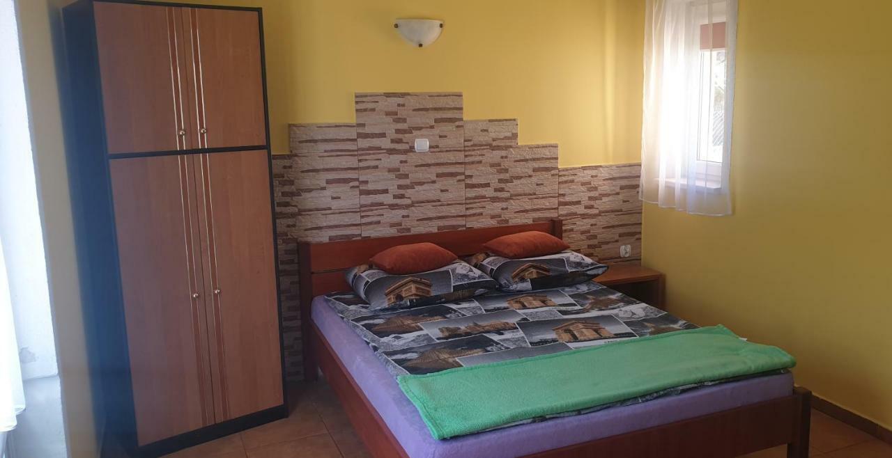 Pokoje Goscinne Pryzmat Wladyslawowo Luaran gambar